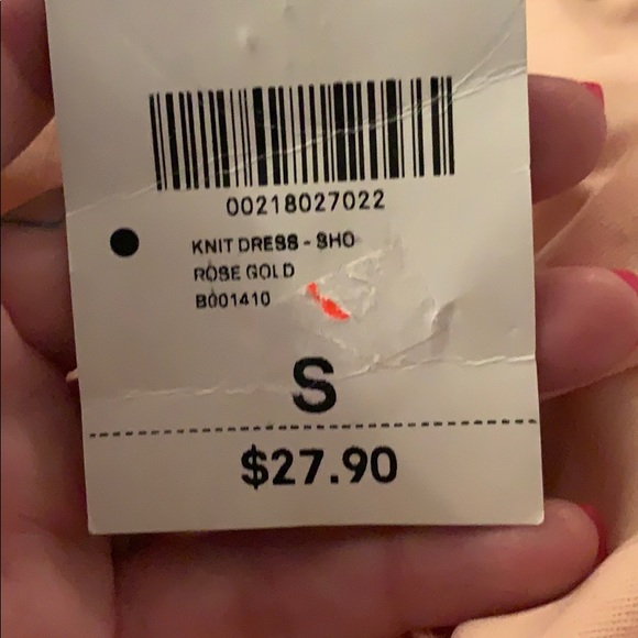 Dress - Picture 5 of 5